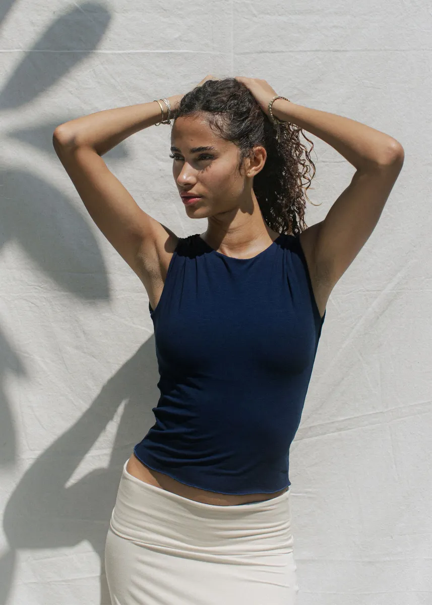 Layla Tank Navy 4