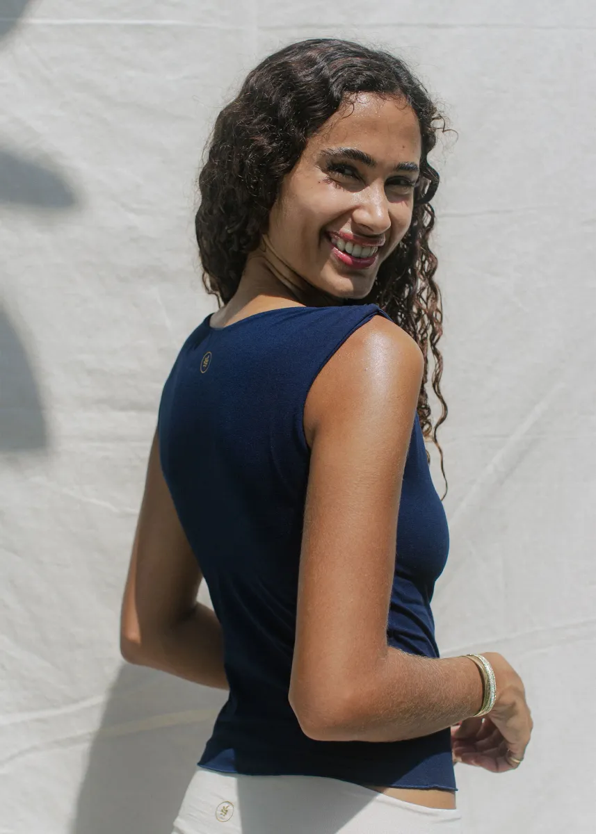 Layla Tank Navy 6