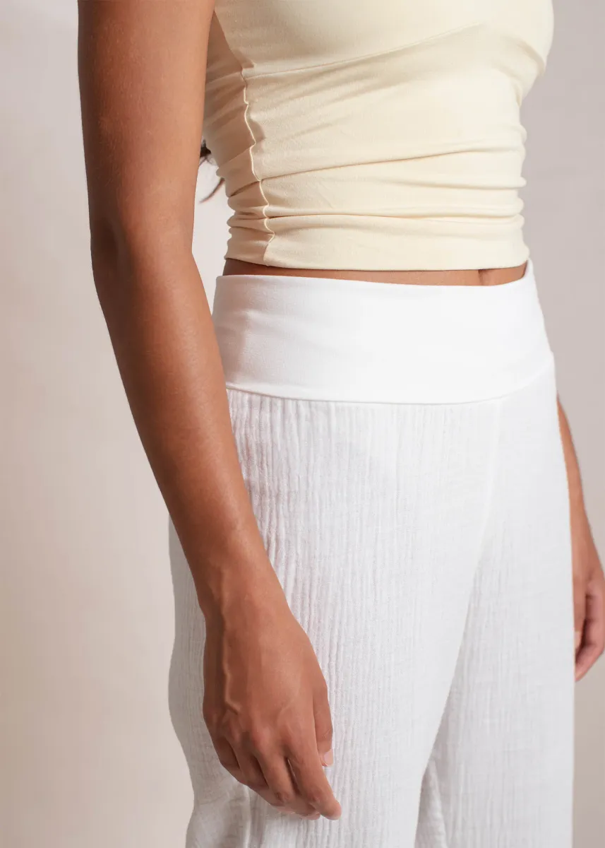 Mökki Pants Off White 9