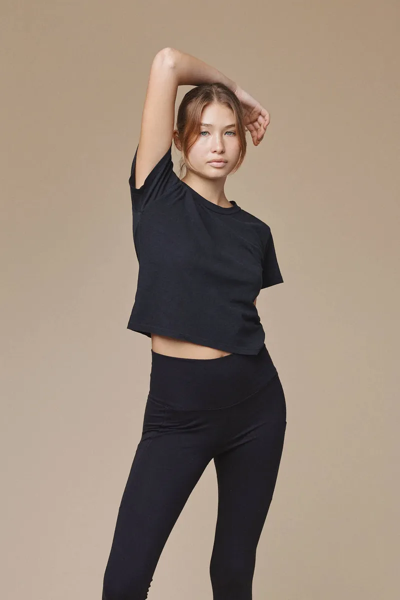 Cropped Ojai Tee 9