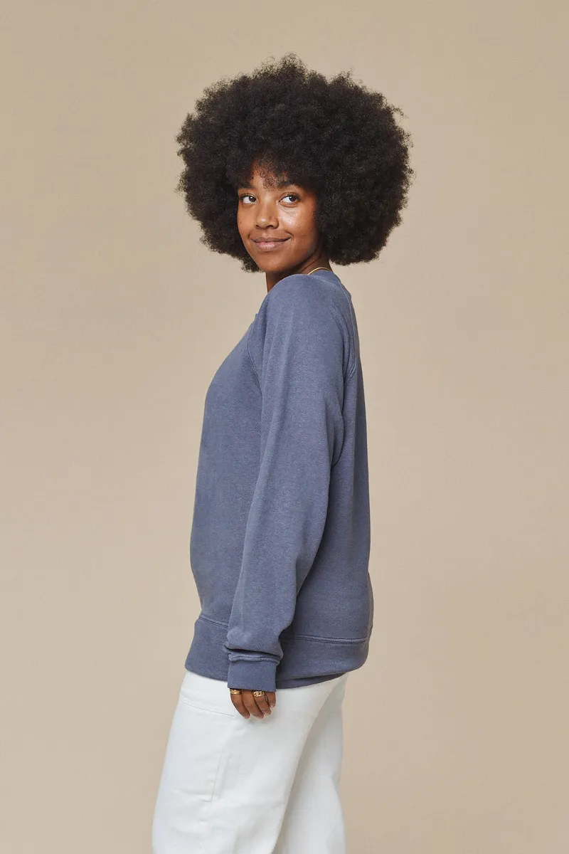 Sierra Raglan Sweatshirt 13
