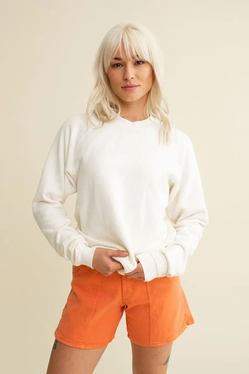 Sierra Raglan Sweatshirt 4