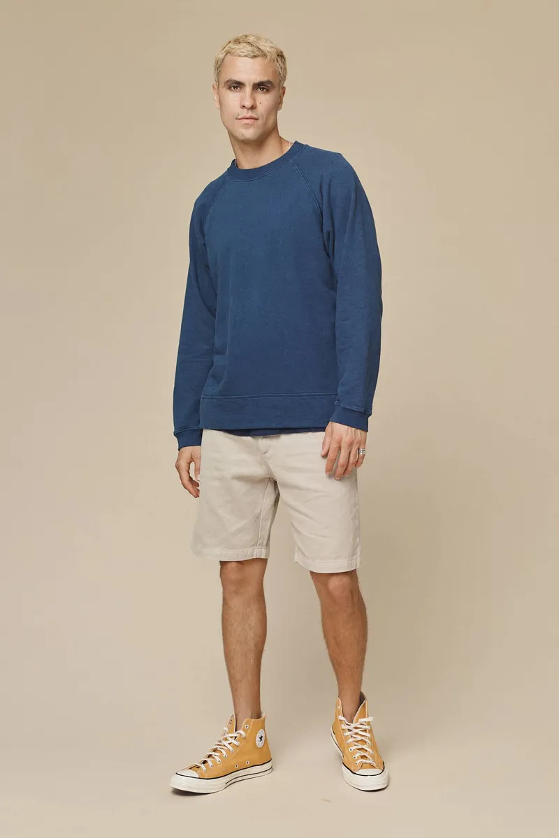 Sierra Raglan Sweatshirt 8