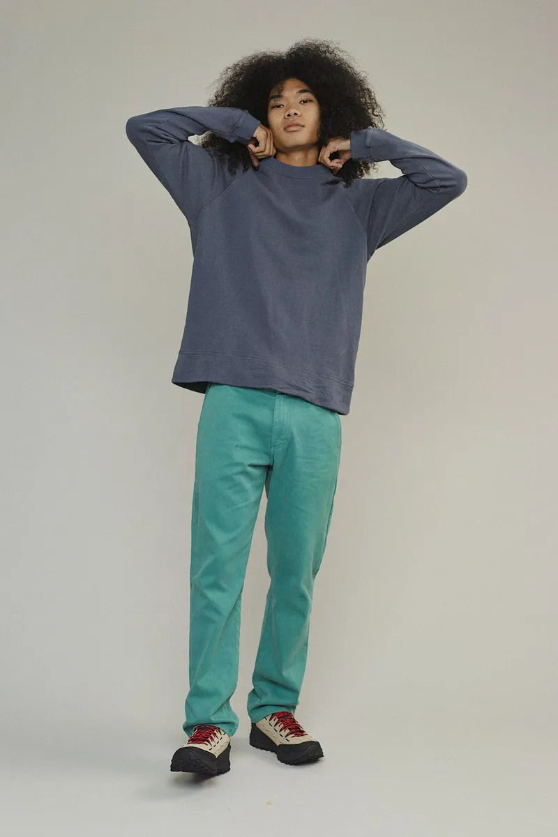 Sierra Raglan Sweatshirt 9