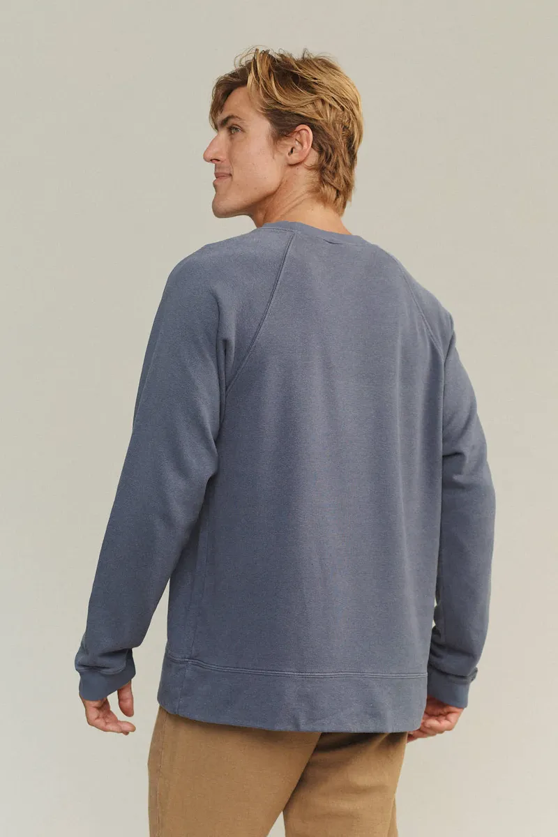 Sierra Raglan Sweatshirt 10