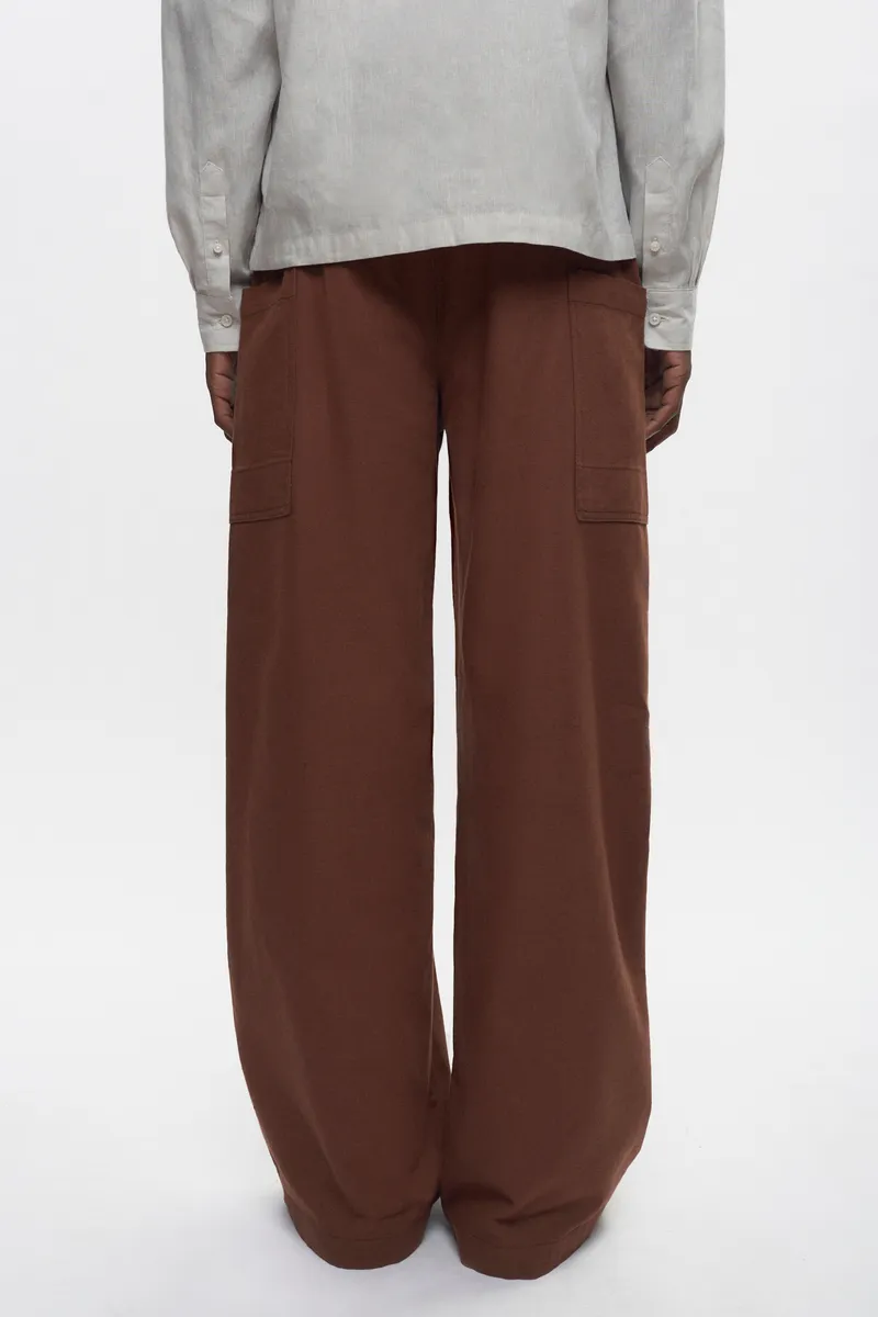 Harvest Pocket Pant in Cappuccino 3