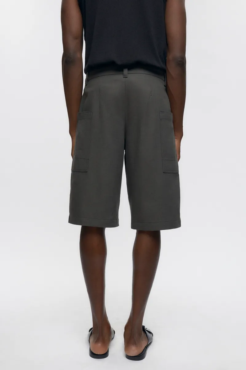 Harvest Pocket Shorts in Beluga 3