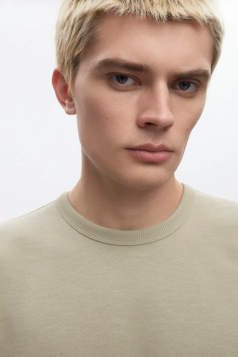 Men's Box Slub Longsleeve in Desert 3