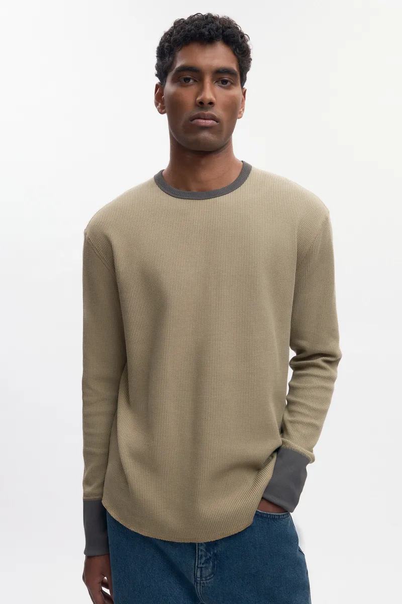 Men's Atlas Waffle Longsleeve in Desert/Beluga