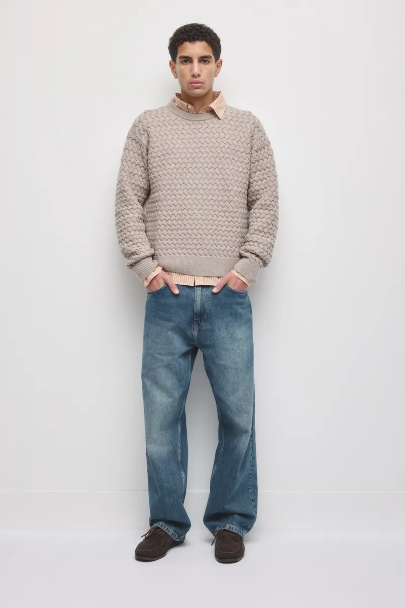 Men's Basket Stitch Sweater in Teak 2