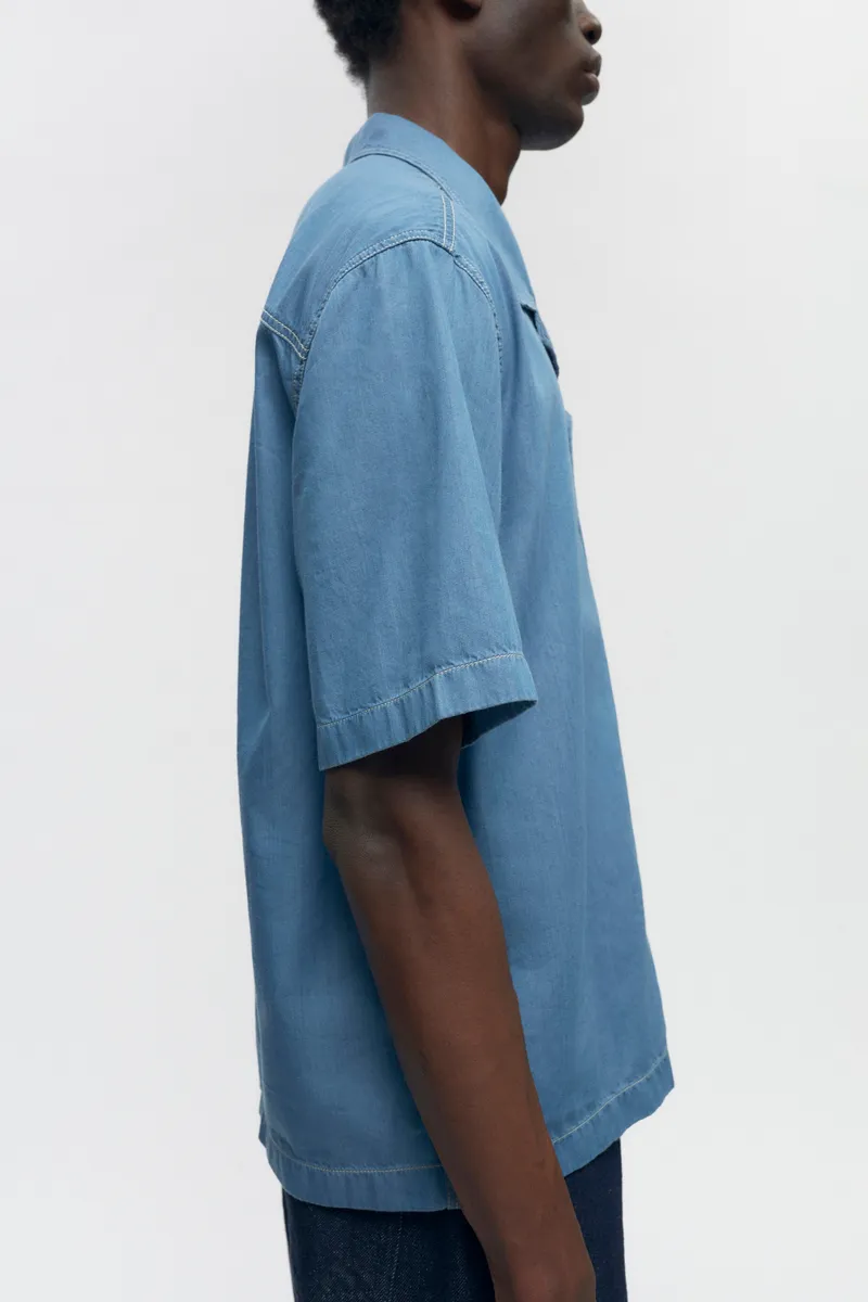 Men's Chambray Camp Shirt in Light Wash 4