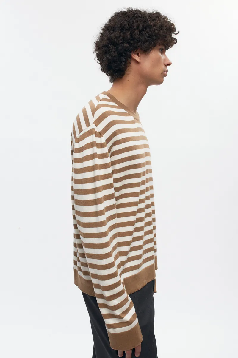 Men's Lightweight Crewneck Sweater in Otter/Marshmallow Stripe 4