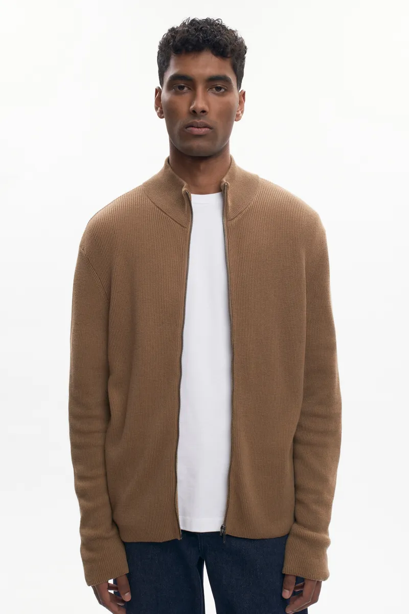 Men's Lightweight Zip Sweater in Otter