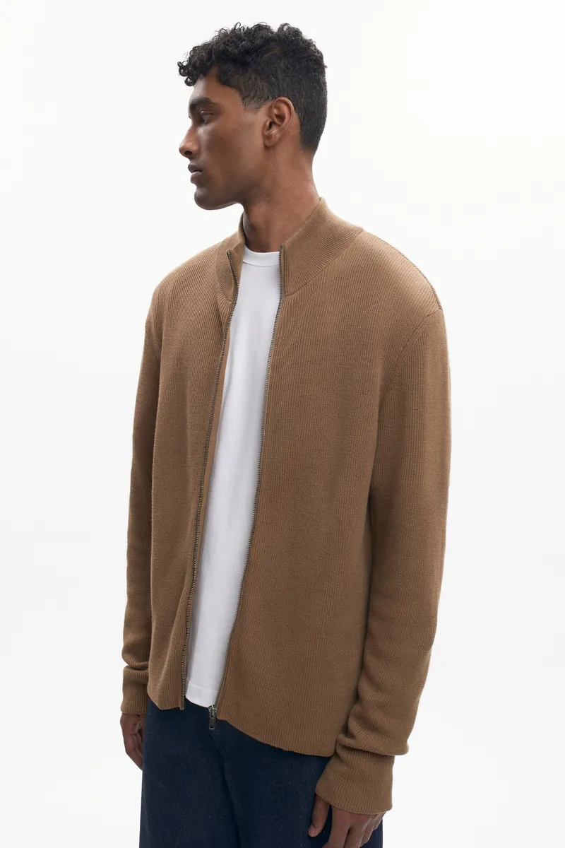 Men's Lightweight Zip Sweater in Otter 3