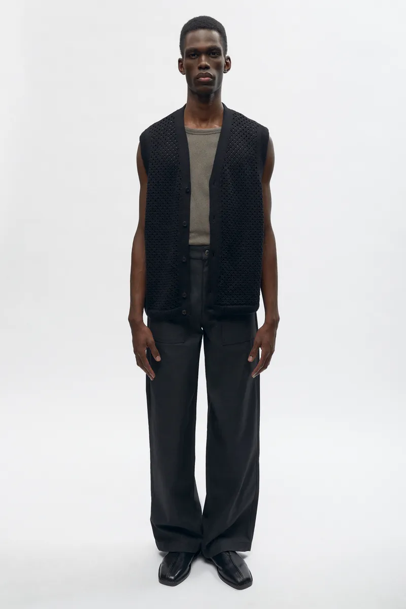 Mina Vest in Black 3