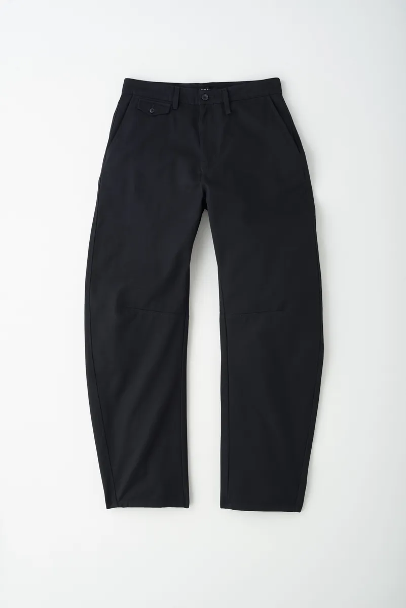 Sakkara Trouser in Black 6