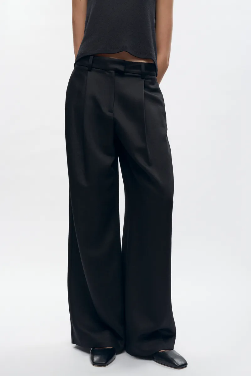 Women’s Amun Trouser  in Black 3