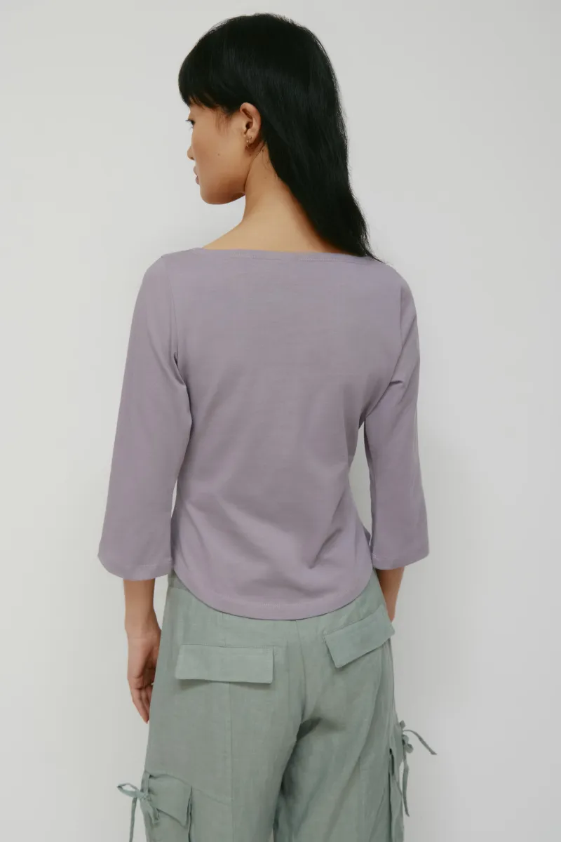 Women's Curved Hem 3/4 Sleeve in Dusty Grape 4