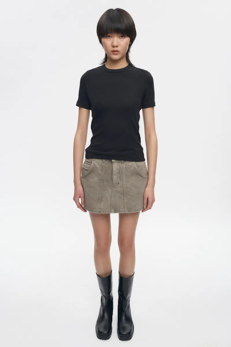 Women's Fitted Rib Tee in Black 2