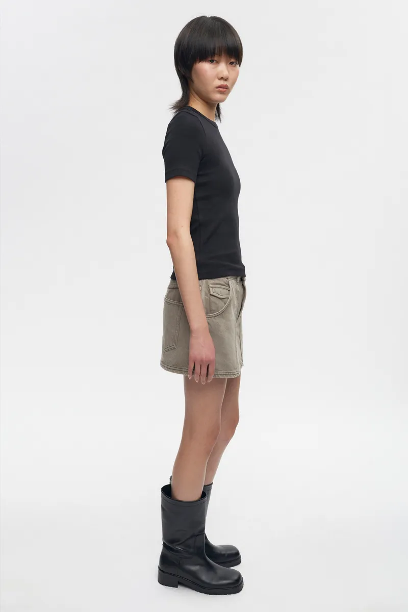 Women's Fitted Rib Tee in Black 4