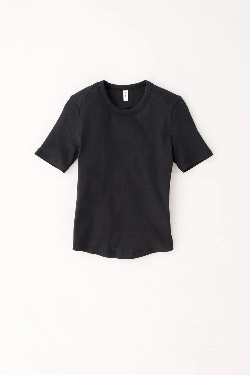Women's Fitted Rib Tee in Black 5
