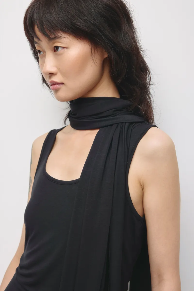 Women's Nayla Scarf Tank in Black 2