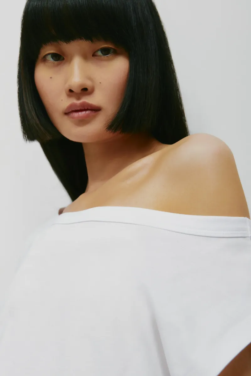 Women's Off Shoulder Tee in White 5