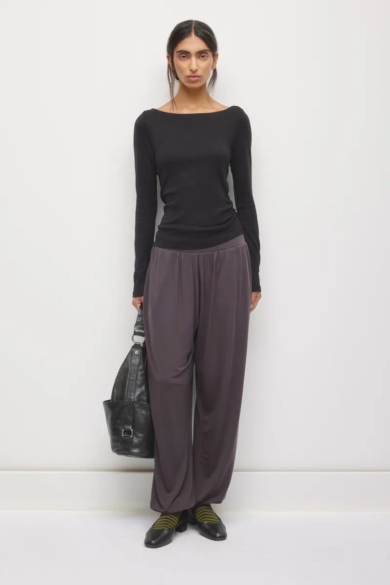 Women's Ruched Boatneck Top in Black 2