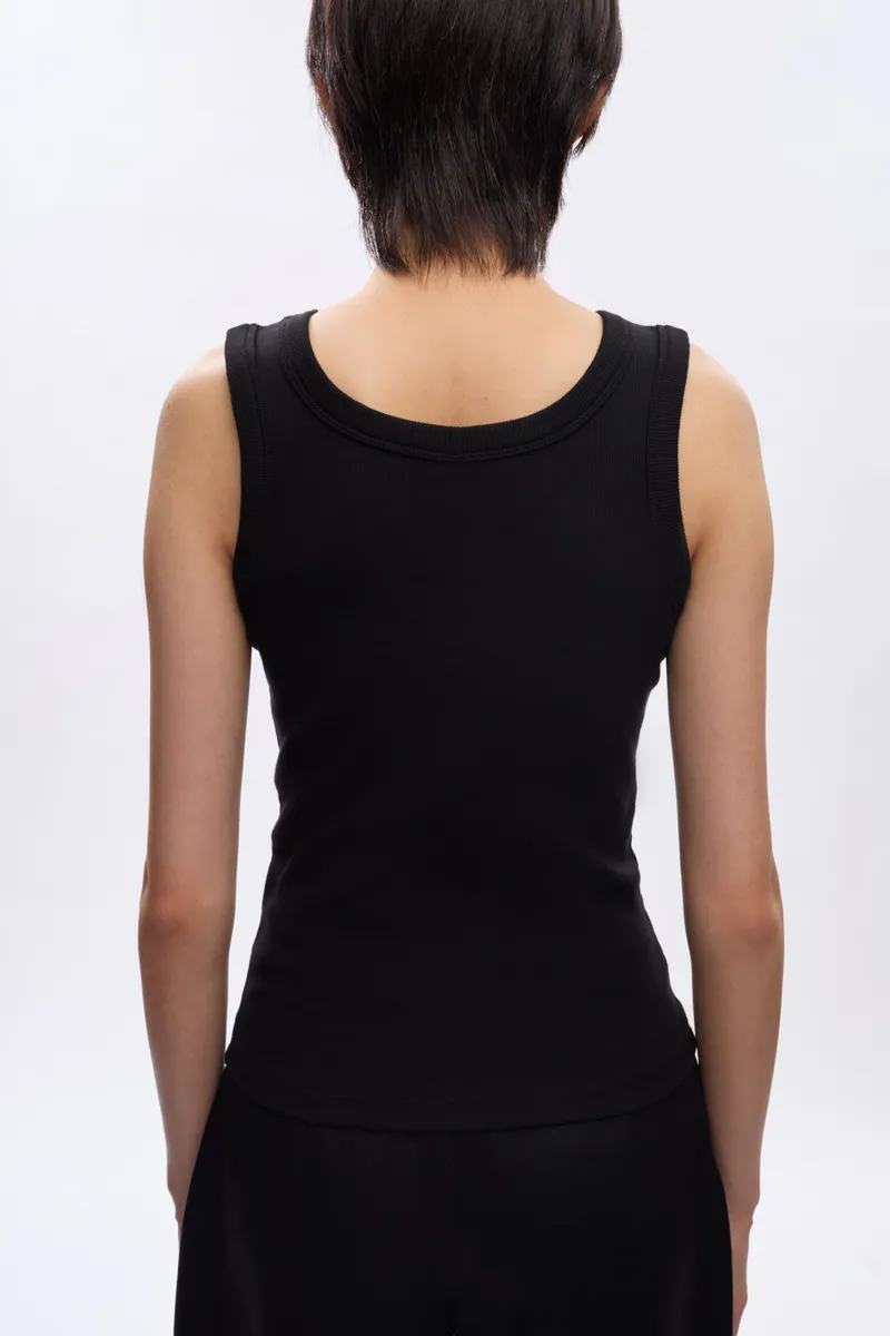 Women's Set Tank in Black 4