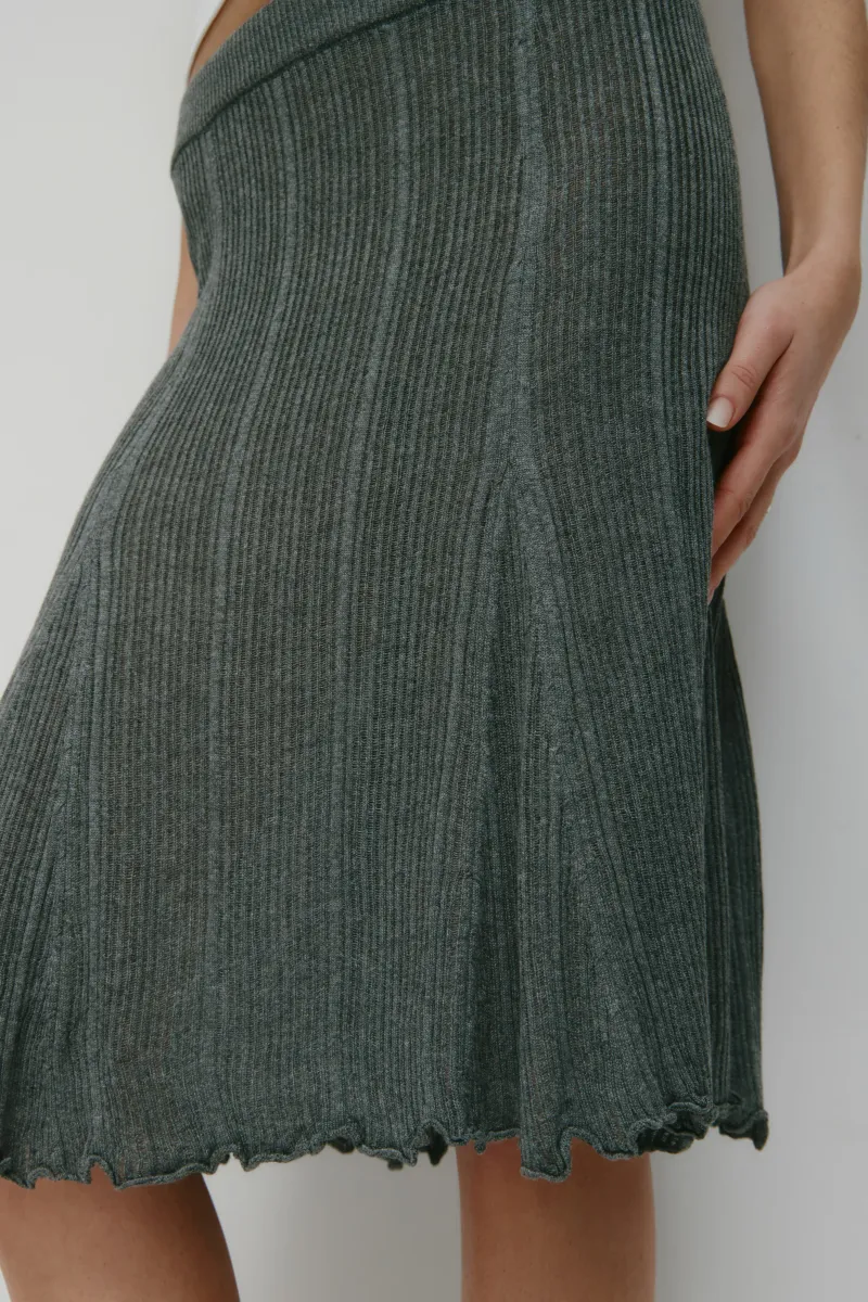 Women's Solis Ribbed Knit Skirt in Charcoal Mix 5