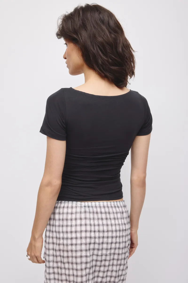 Women's Thana Wrap Top in Black 4