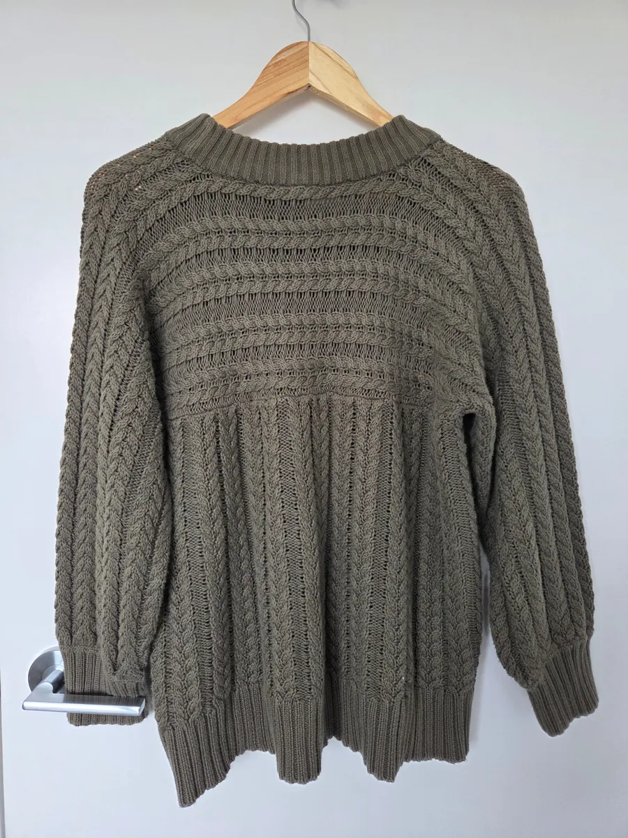 Column Sweater 3