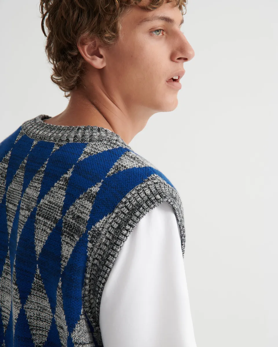 Jarman Vest 5