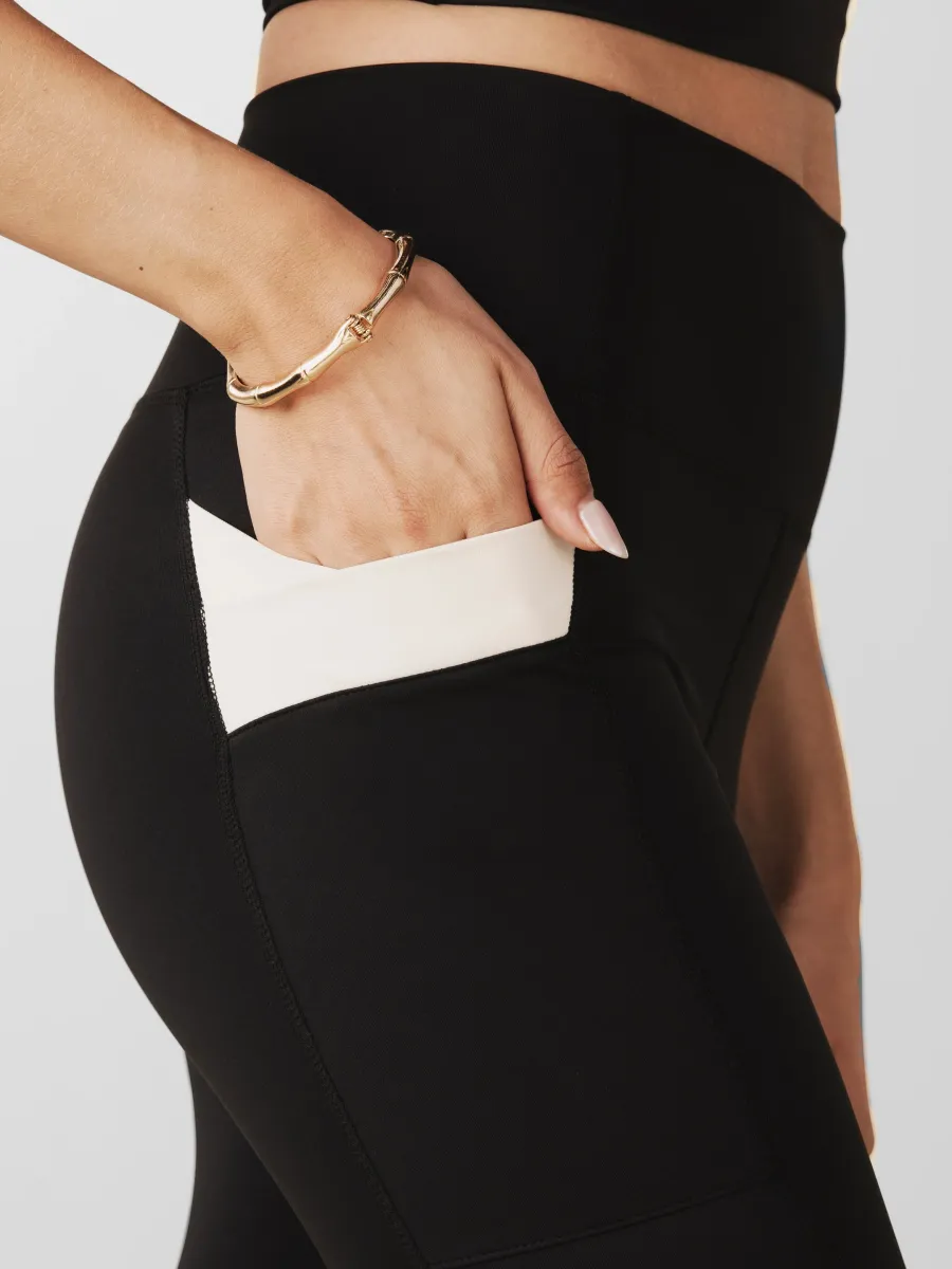 Criss-Cross Pocket Legging 5