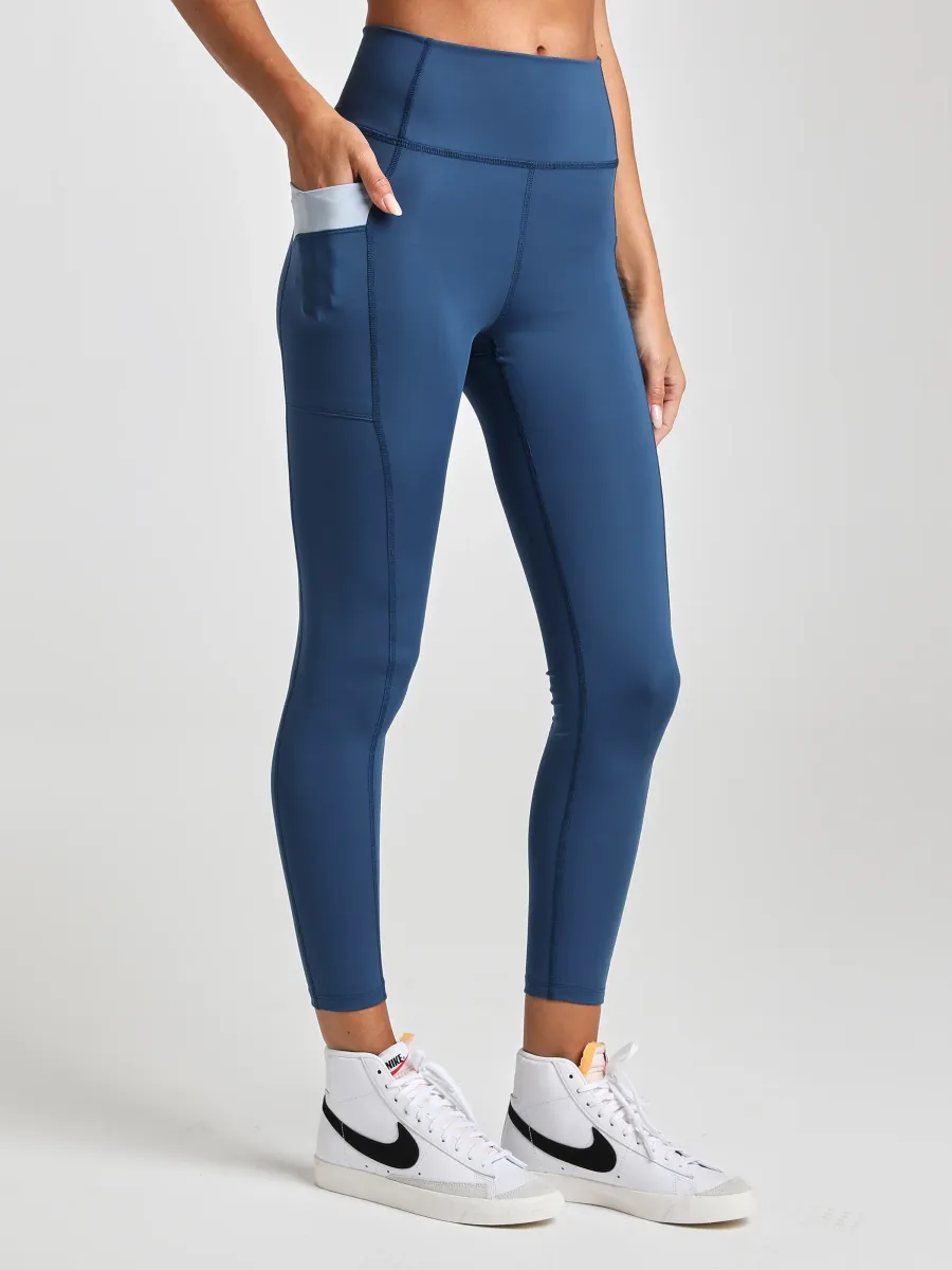 Criss-Cross Pocket Legging 4