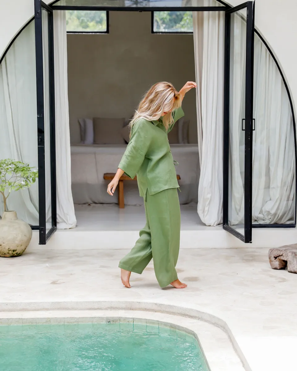 Linen pajama set AVEIRA in Forest green 5