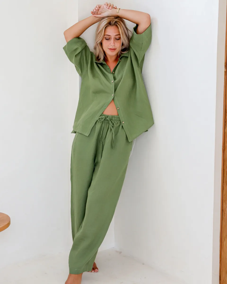 Linen pajama set AVEIRA in Forest green 7