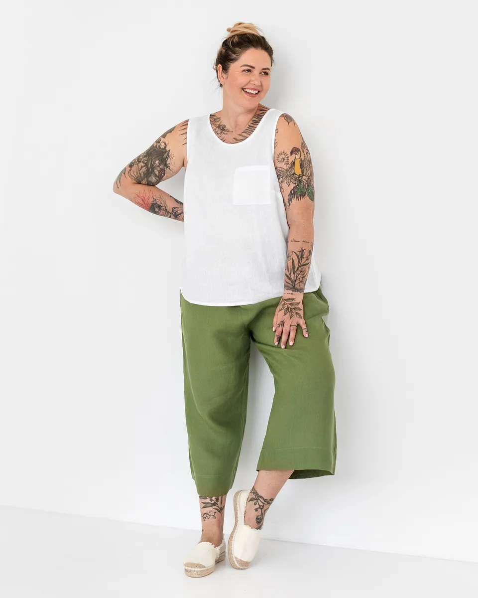 Wide leg linen culotte pants BRUNY in Forest green 4