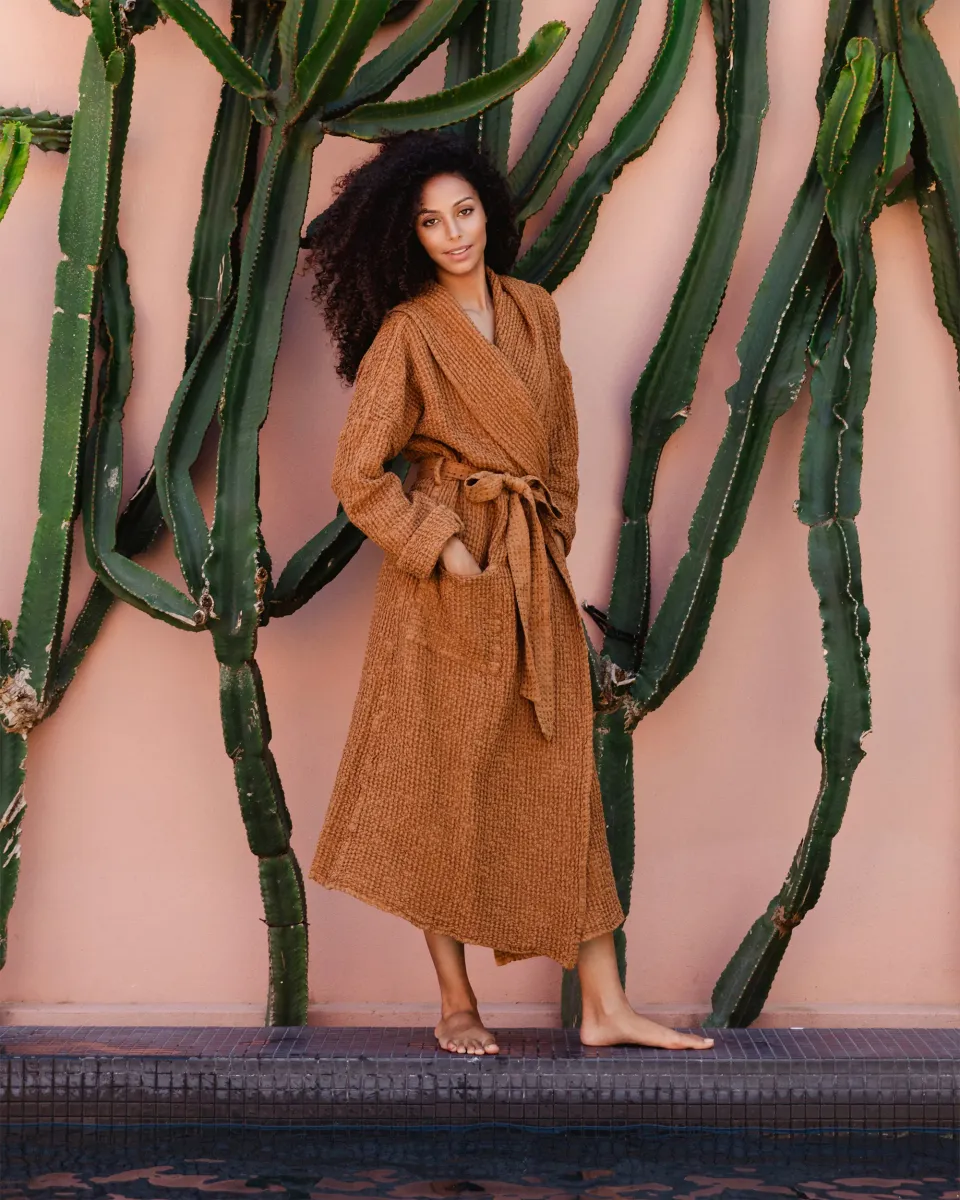 Women's waffle robe in Cinnamon 5