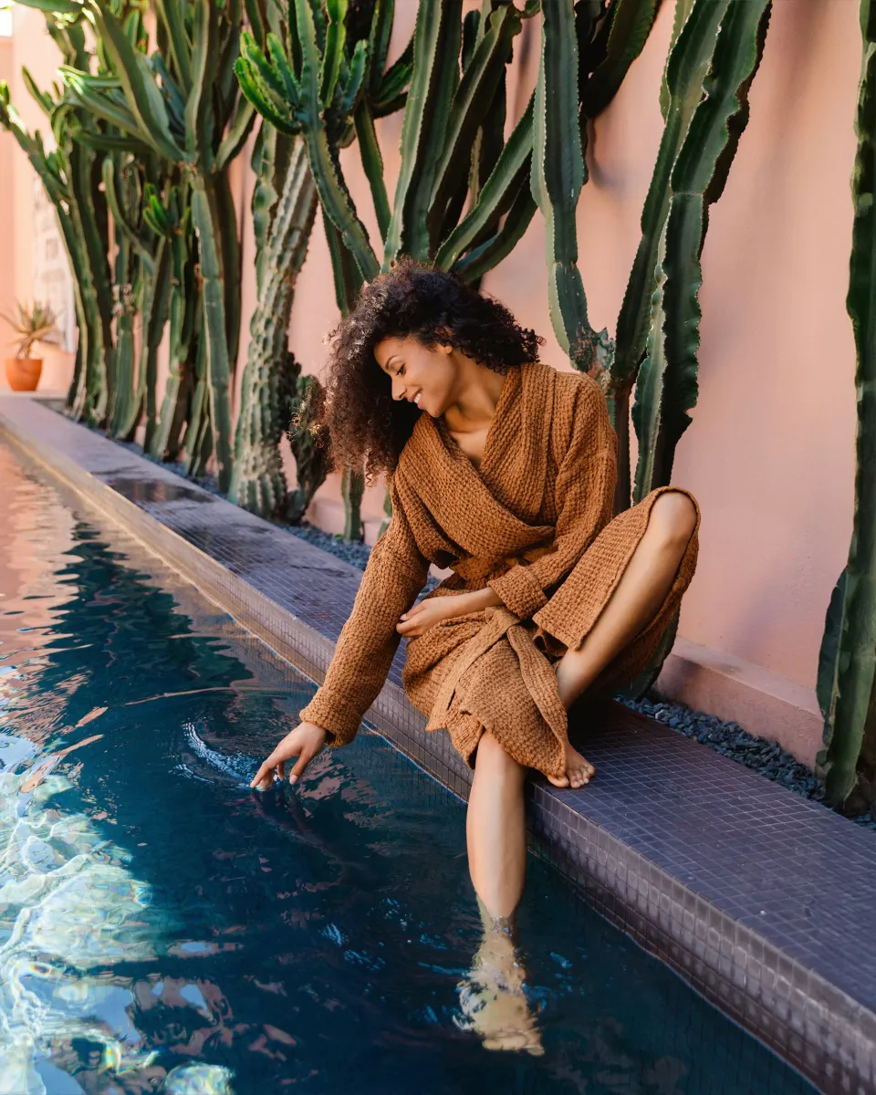 Women's waffle robe in Cinnamon 6