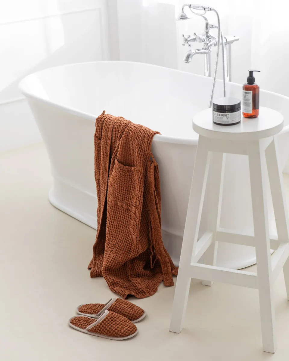 Women's waffle robe in Cinnamon 7