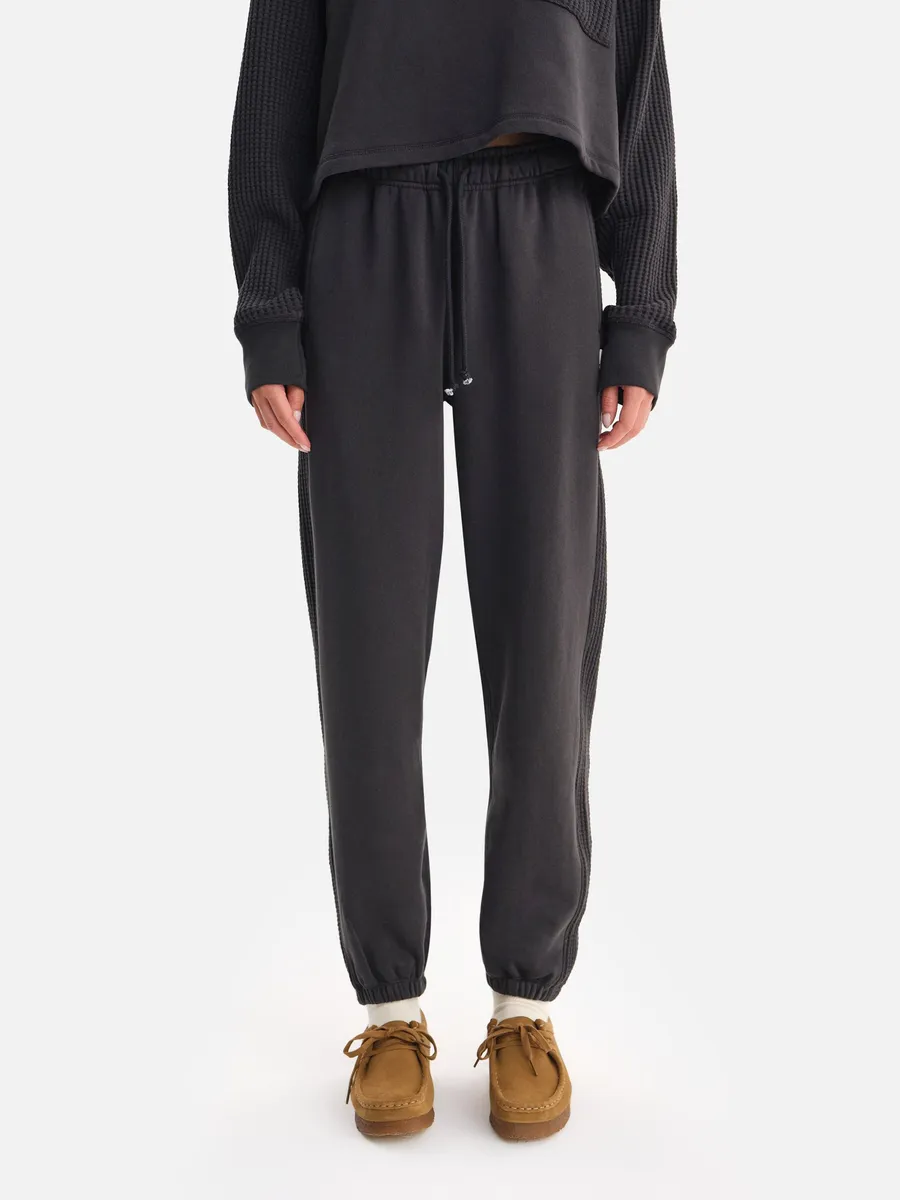 Organic Fleece and Waffle Relaxed Pocket Sweatpant 3