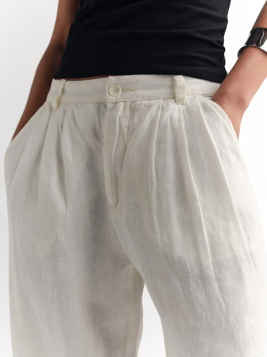 Organic Linen Pleated Pant 4
