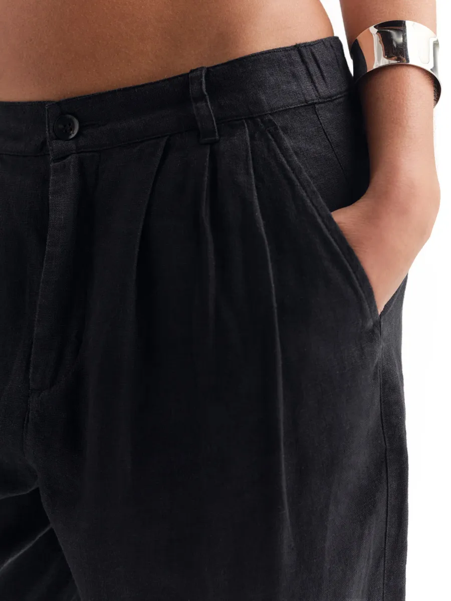 Organic Linen Pleated Pant 4