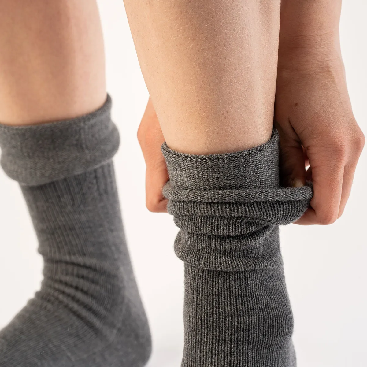 Women's Knit Socks Merino Dark Gray 5