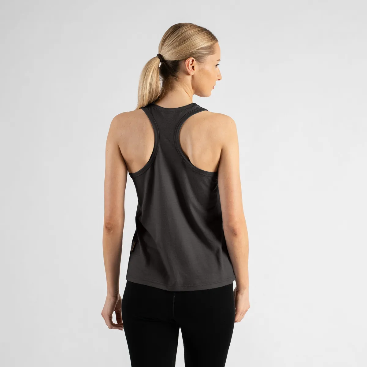 Women's Merino Sport Sleeveless Top 18
