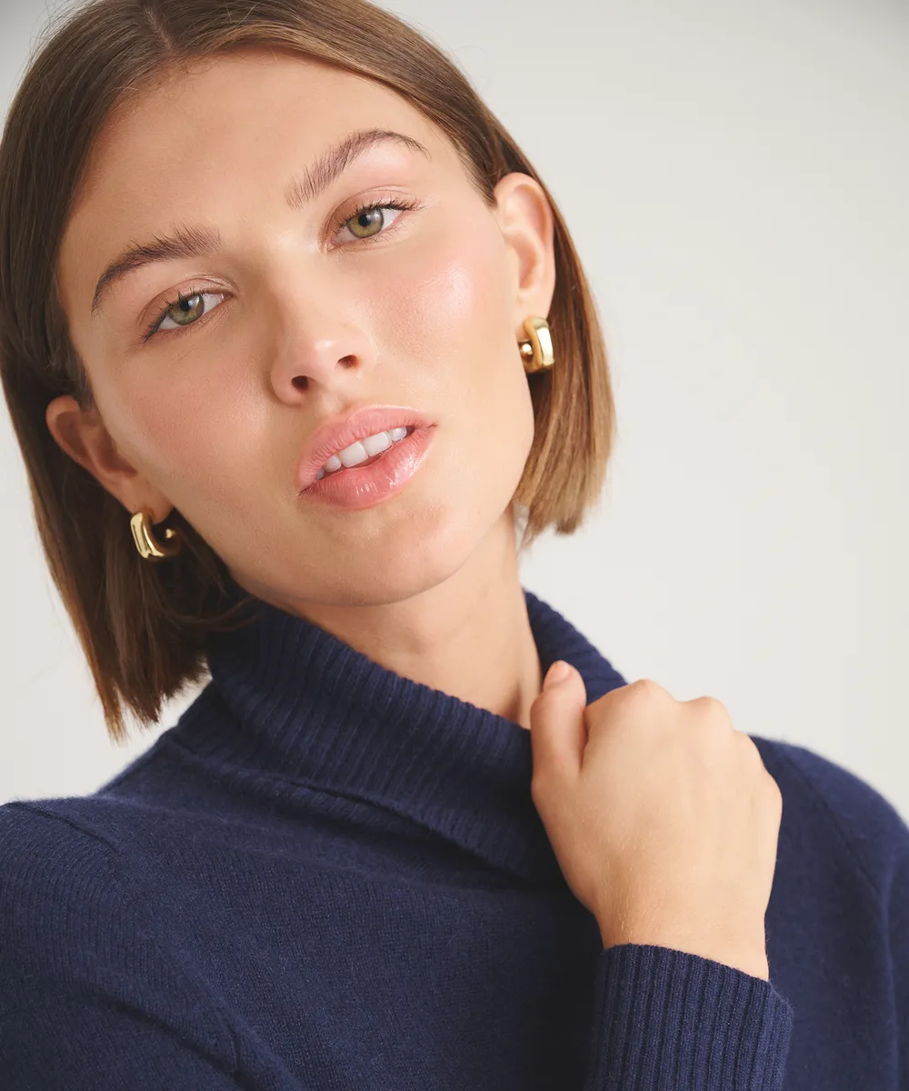 Basic Cashmere Turtleneck Sweater 17