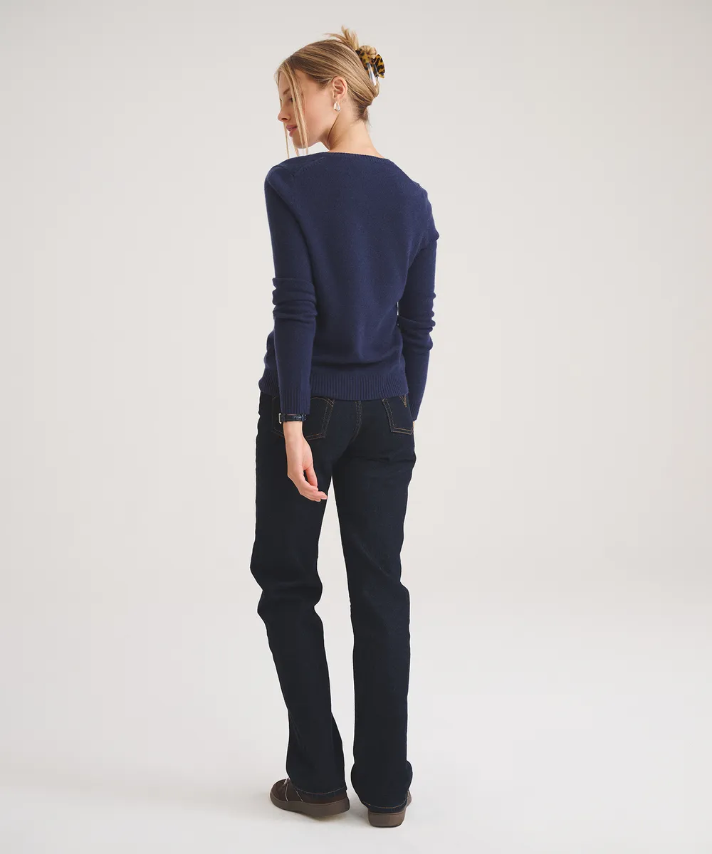 Basic Cashmere V-Neck Sweater  19