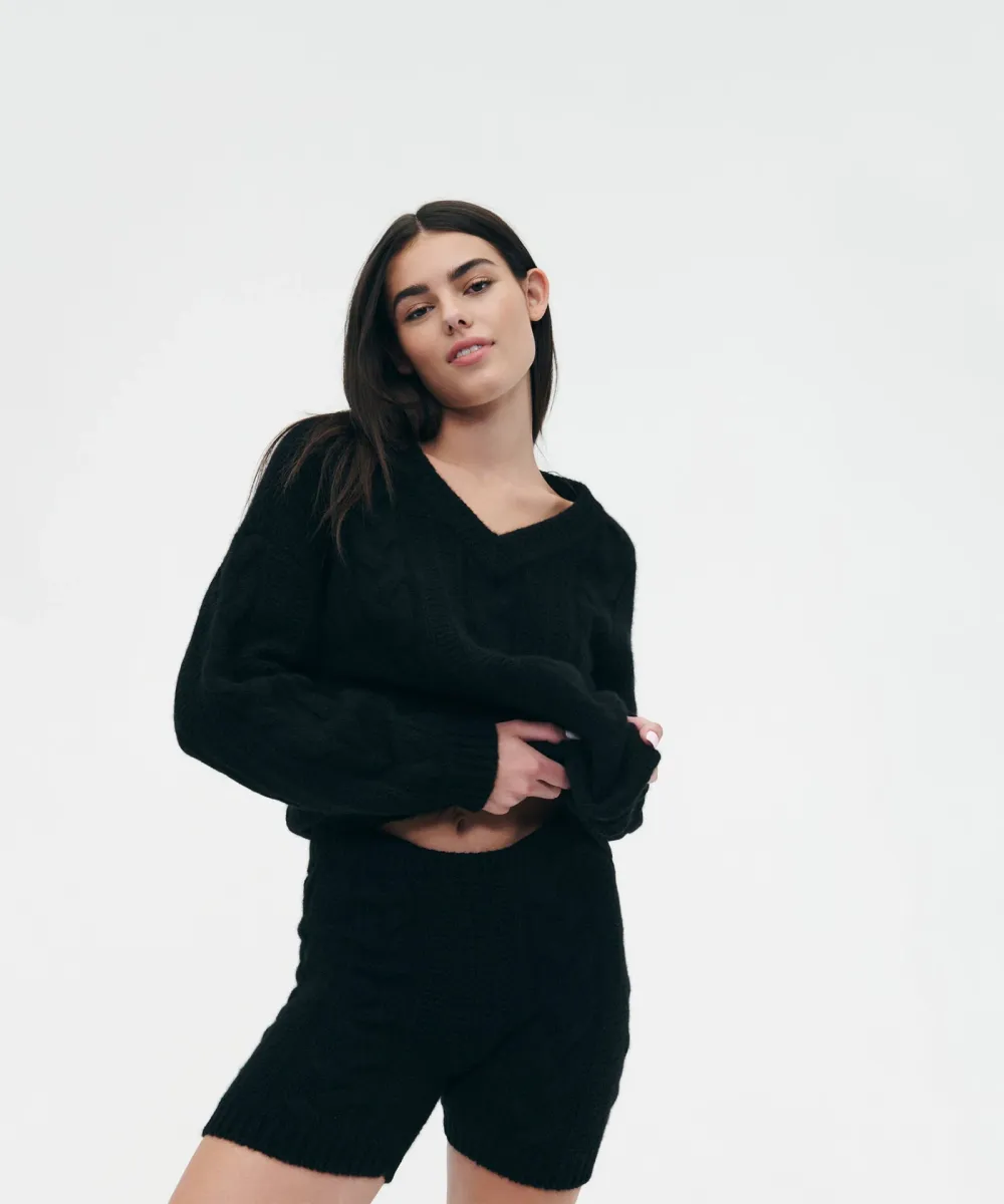 Cashmino Cable Short 2