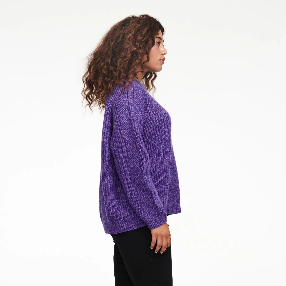 Cashmino Textured Crewneck Sweater 8